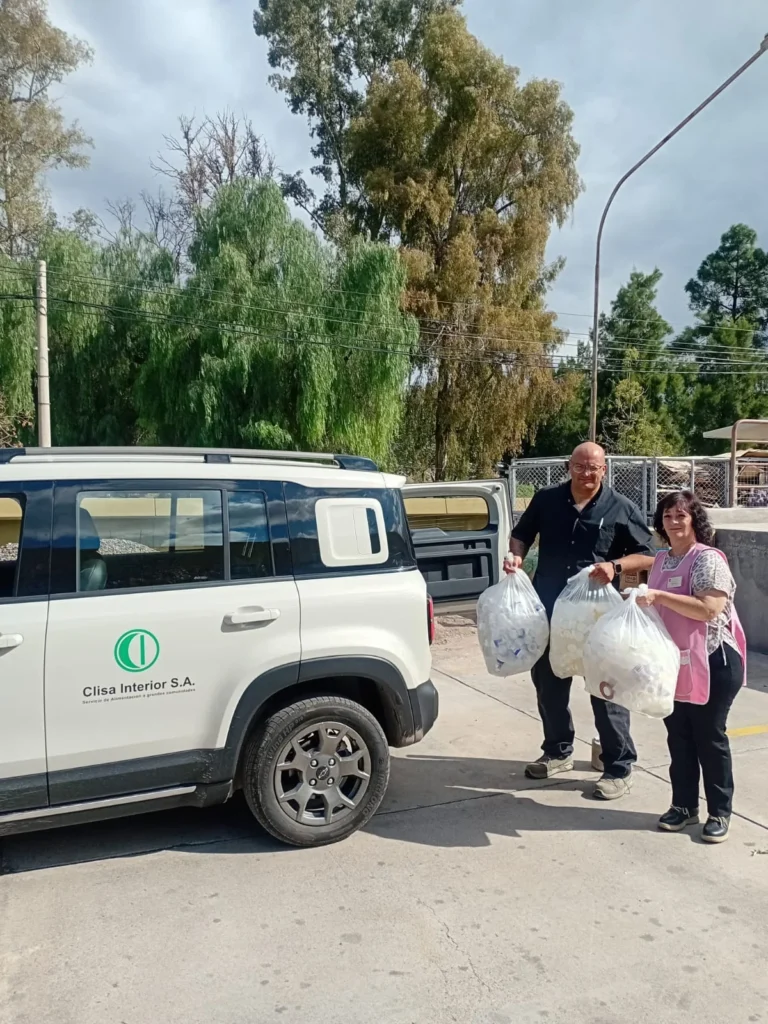 Donaciones de tapitas de plástico- Plan de Reciclado Hospital H. Notti